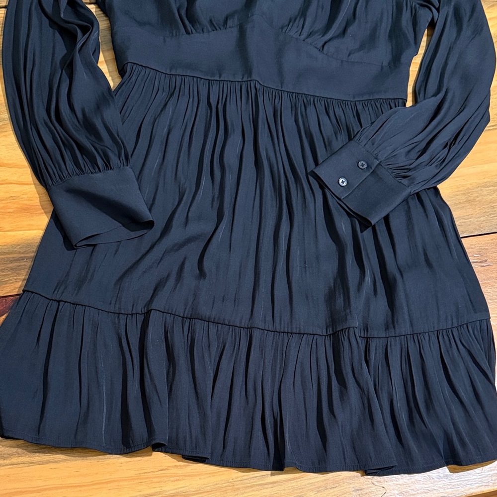 Banana Republic Black Long-Sleeve Pleated Waist Dress - Picture 4 of 9